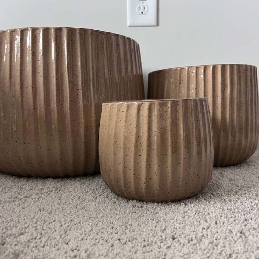 3 Clay Pots